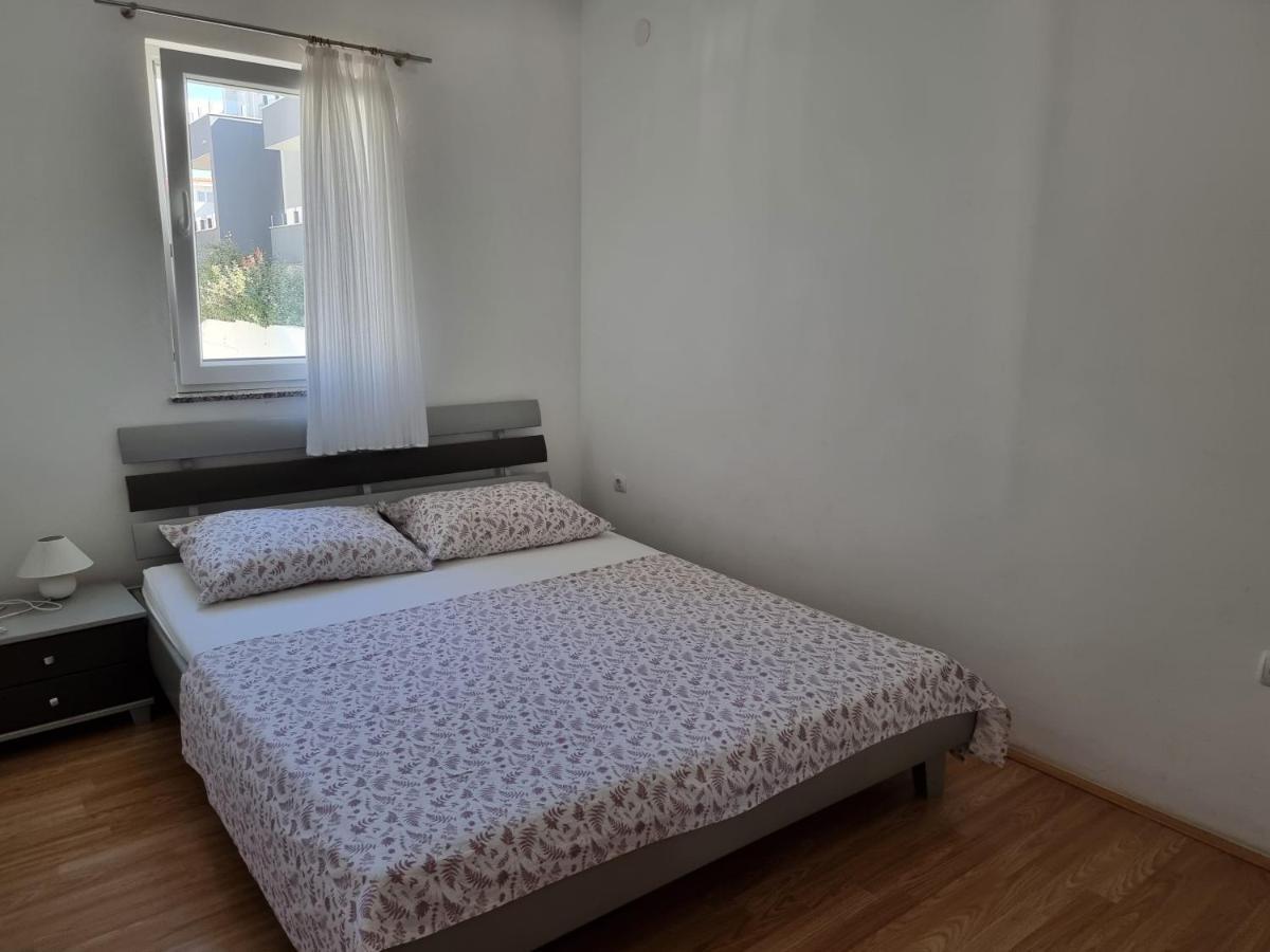 The Golden Grotto Apartments Novalja Exterior foto