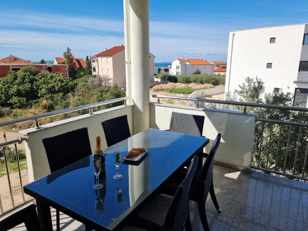 The Golden Grotto Apartments Novalja Exterior foto